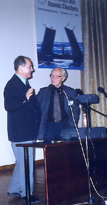 W. Kraetschmer and V. Lemanov